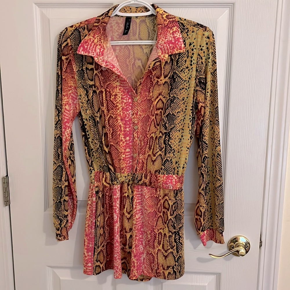 NWOT. Fashion Queen long sleeve bright snake skin pattern Romper. Size S.
